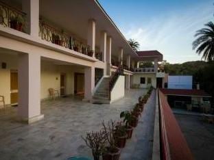 Hotel Vande Mataram Mount Abu Exterior photo
